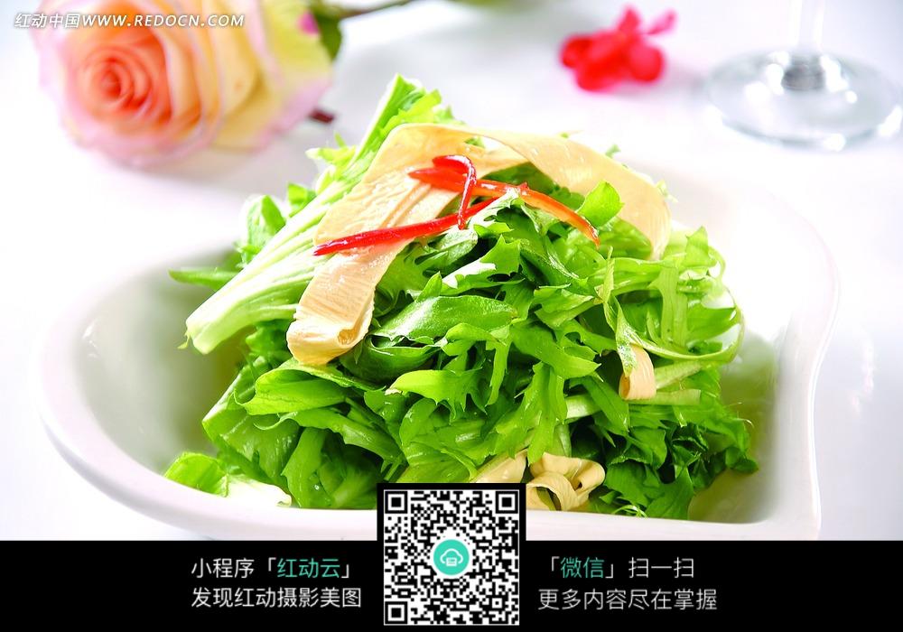 盘点如今对抗路胜率前五的英雄,宫本还是无敌,他堪称后排噩梦_必一·体育(图3) 必一·体育