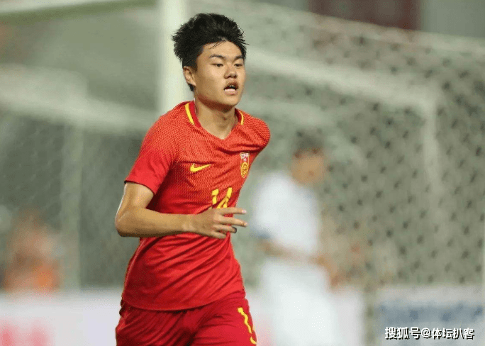 bsport必一运动-
中超本土球员谁能留洋 46岁国足传奇给出谜底 竟然不是韦世豪(图5)